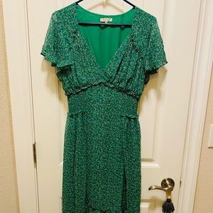 Flutter sleeve ruffle midi dress